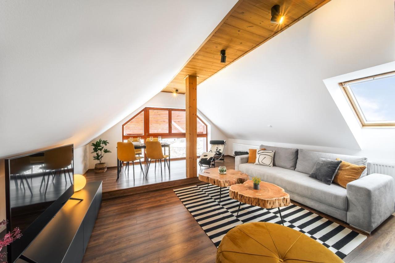 Cozy Mountain Attic Apartment In High Tatras Wielka Łomnica Zewnętrze zdjęcie